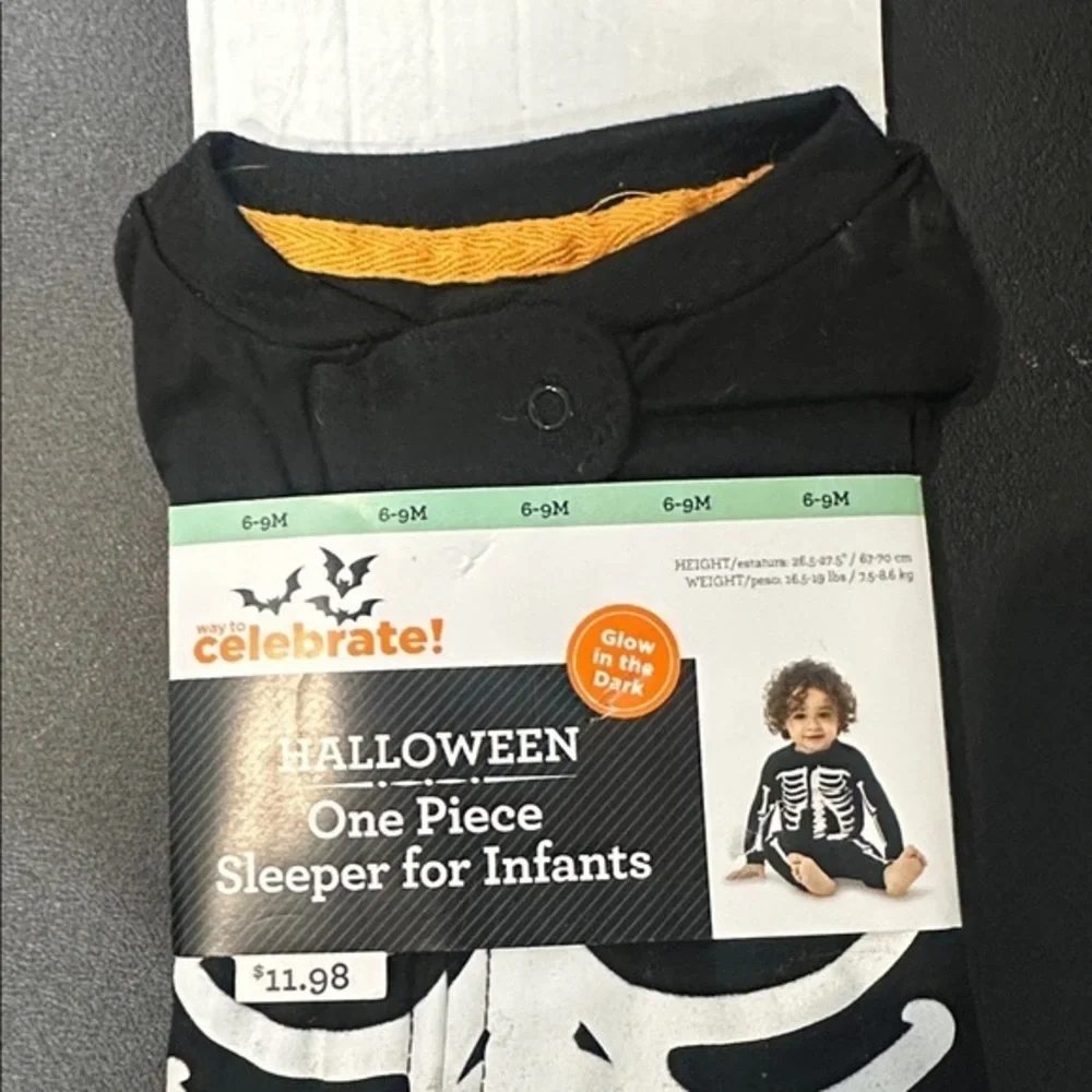 Way to Celebrate! Black and White Skeleton Infant Costume